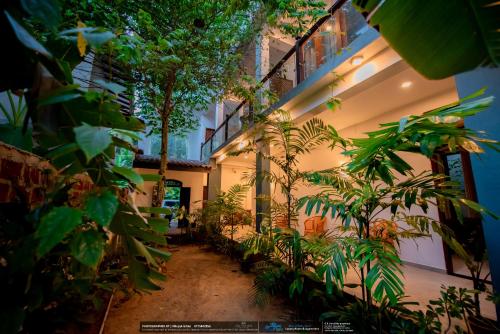 One-Bedroom Apartment image 1