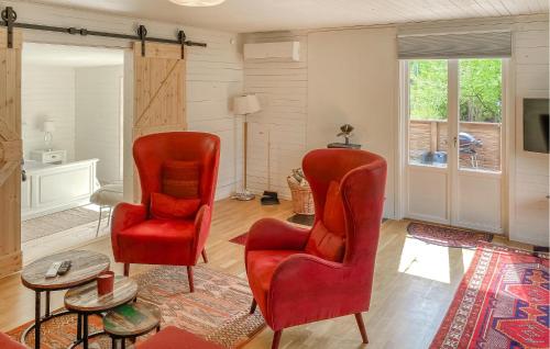 Gorgeous Home In Ryd With Sauna in Alšulta