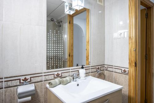 Two-Bedroom Apartment with Balcony image 6