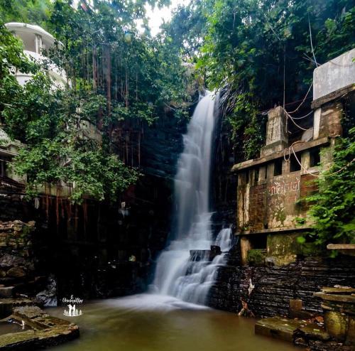 Orange Hutz Mangalam in Bhabua