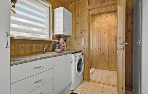 Vista exterior, Stunning Home In Storvorde With Wifi in Egense