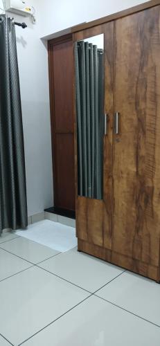 Large Double Room image 3