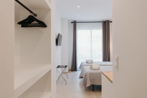 Double Room with Private Bathroom image 8