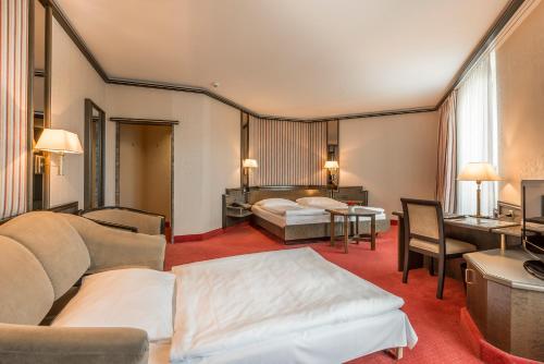 room detail thumbnail 0