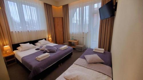 Standard Triple Room image 4