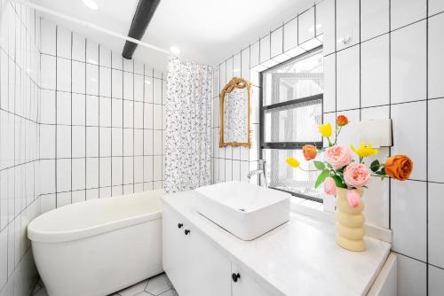Two-Bedroom Apartment image 8