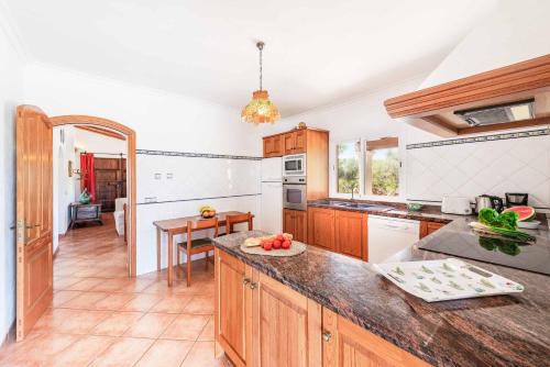 Three-Bedroom Villa image 9
