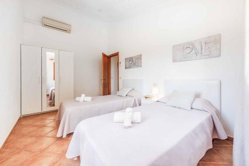 Three-Bedroom Villa image 4