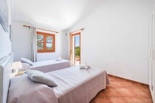 Three-Bedroom Villa image 5