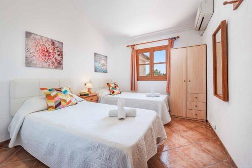 Three-Bedroom Villa image 2
