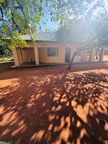 NEUL Kafu River Lodge And Campsite in Masindi