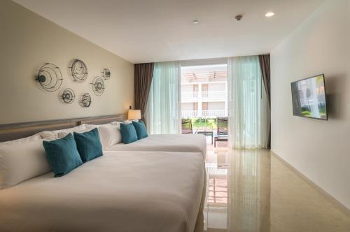 room detail thumbnail 0