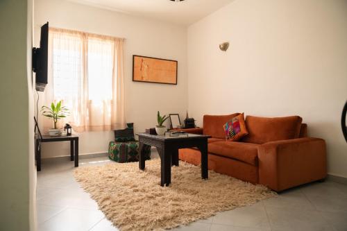 Serene 2 BR Apt Steps from Parks & Casa Finance City, Casablanca