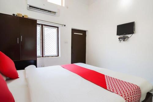Karma Hostel – Khajuraho, IN