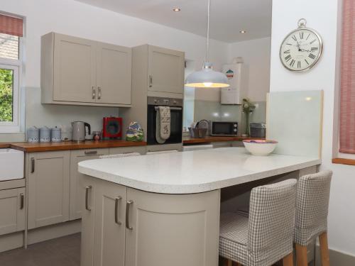 Exterior view, Dellcote in Buckland Monachorum