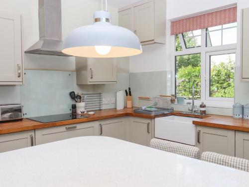 Exterior view, Dellcote in Buckland Monachorum