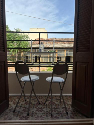 Plaka's Central Cozy and Comfort Home - image 7
