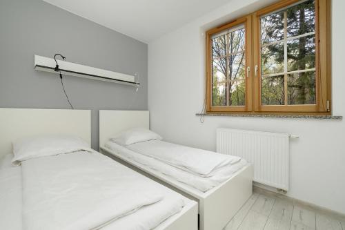 Elegancki Apartament Sun Seasons 24 w Szklarskiej Porębie z Parkingiem by Noclegi Renters, Szklarska Poręba (foto 2)