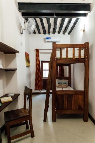 Standard Twin Room room in Shoki Shoki Guest House