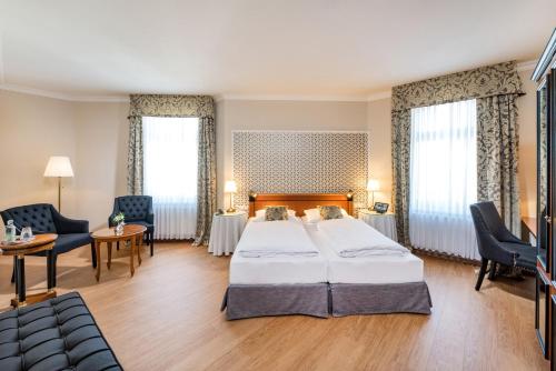 Large Double Room