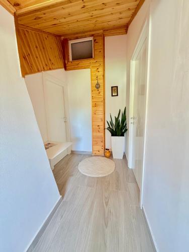 Double Room with Balcony image 10