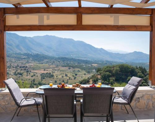 Facilities, Archontiki Veranda - Design Villa in Crete with Heated Pool, Jacuzzi & Dreamy Views near Great View
