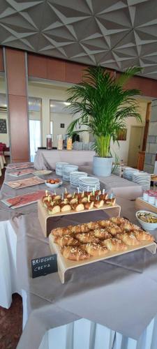 B&B Promenade Hotel Simple con Piscina - Milano Marittima