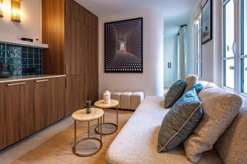 4 Guest - Hausmanian Flat Arc de Triomph - image 9