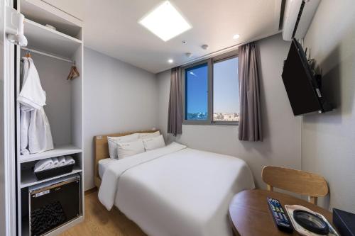 Hongdae Sinchon Theme Motel, Сеул