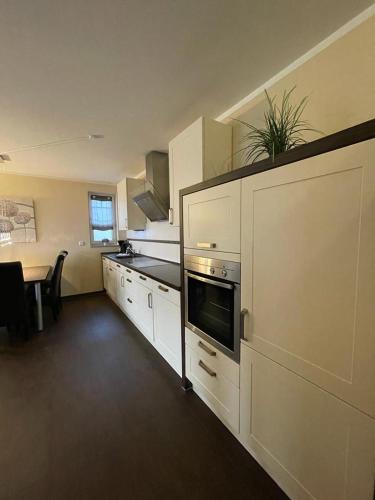 Apartment with Sea View image 8