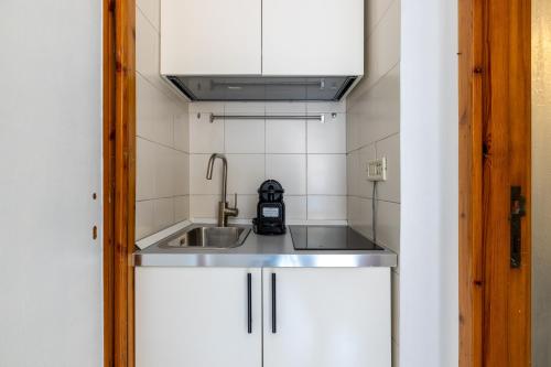 Panieri Apt - Homkeey Apartments, Rom (Foto 5)