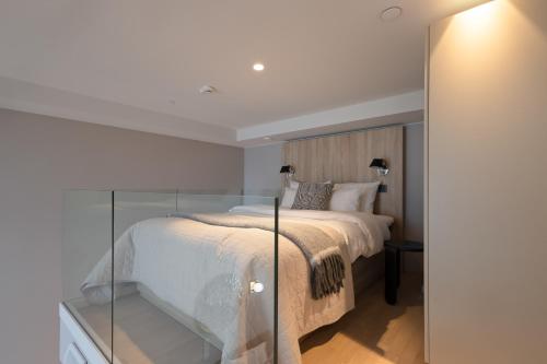 Atelier Studio room in Unity Helsinki - A Studio Hotel