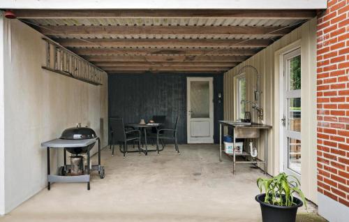 Pohled zvenku, 3 Bedroom Cozy Home In Sønder Felding in Sonder Felding