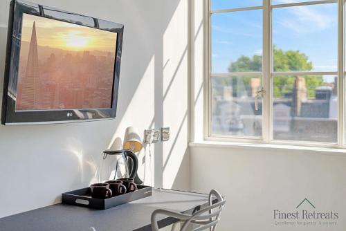 Finest Retreats - Chelsea Apartments Deluxe Studio - image 7