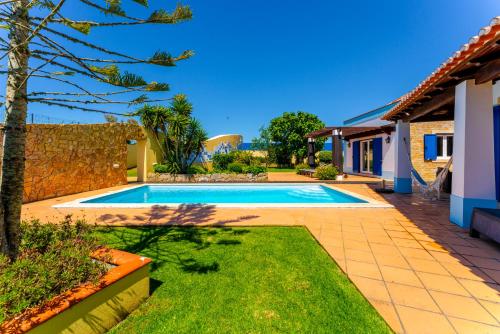 Spacious Villa with Private Pool Sintra Ericeira gîte à louer Almograve