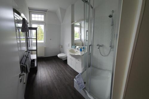 Two-Bedroom Apartment with Castle View image 1