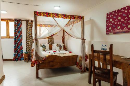 Double Room with Private Bathroom room in Shoki Shoki Guest House