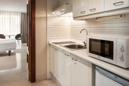 Standard Apartment image 5