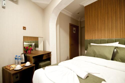 Aurora Eco Hotel - image 10