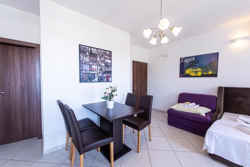 One-Bedroom Apartment image 7