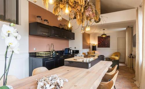 La Petite Maison de Giverny - Privatisation Gîte de charme 5 étoiles au cœur du village - 3 Chambres (La Petite Maison de Giverny - Privatisation Gite de charme 5 etoiles au cœur du village - Maison 3 C) in Giverny