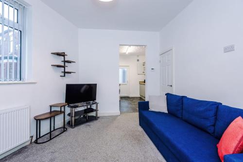 Bright & Comfy 4-Bedroom House 10 mins to City by Rest&Recharge, Manchester (Foto 8)