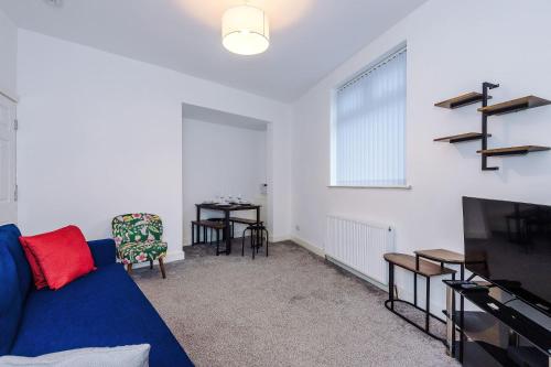 Bright & Comfy 4-Bedroom House 10 mins to City by Rest&Recharge, Manchester (Foto 9)