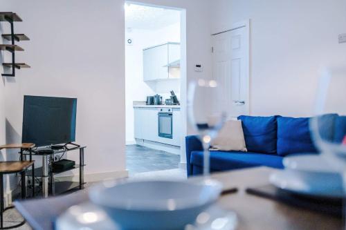 Bright & Comfy 4-Bedroom House 10 mins to City by Rest&Recharge, Manchester (Foto 2)