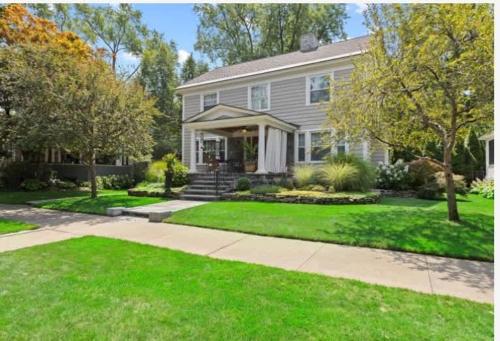 Majestic Family Home in Saratoga New York - image 14