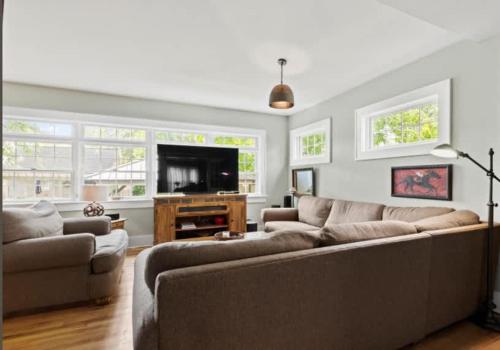 Majestic Family Home in Saratoga New York - image 8