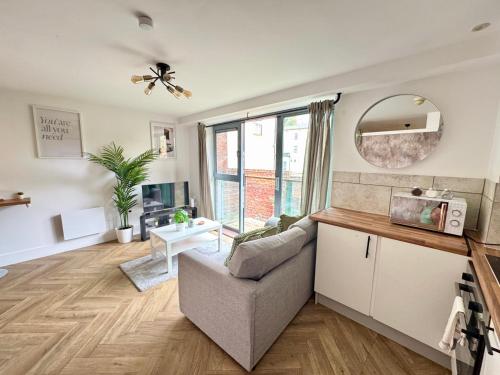 MODERN ONE BEDROOM APARTMENT - BIRMINGHAM CITY CENTRE - SLEEPS 3 GUESTS - THE MAILBOX AND CUBE AREa, Birmingham (fotografie 3)