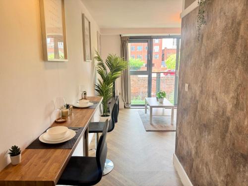 MODERN ONE BEDROOM APARTMENT - BIRMINGHAM CITY CENTRE - SLEEPS 3 GUESTS - THE MAILBOX AND CUBE AREa, Birmingham (fotografie 5)