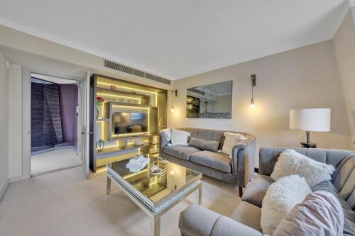 The Hans Residences, London