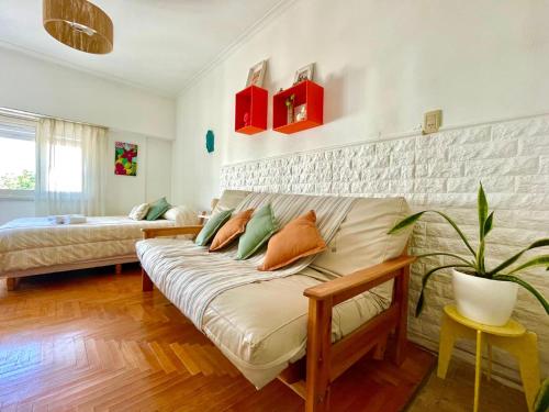 El encantador Alegre y luminoso dpto en Plaza Mitre